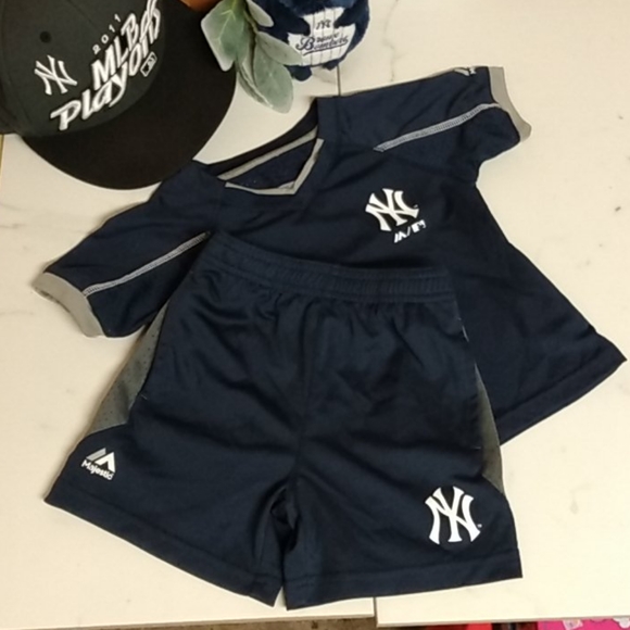 Majestic Other - Toddler Yankee Shorts Set